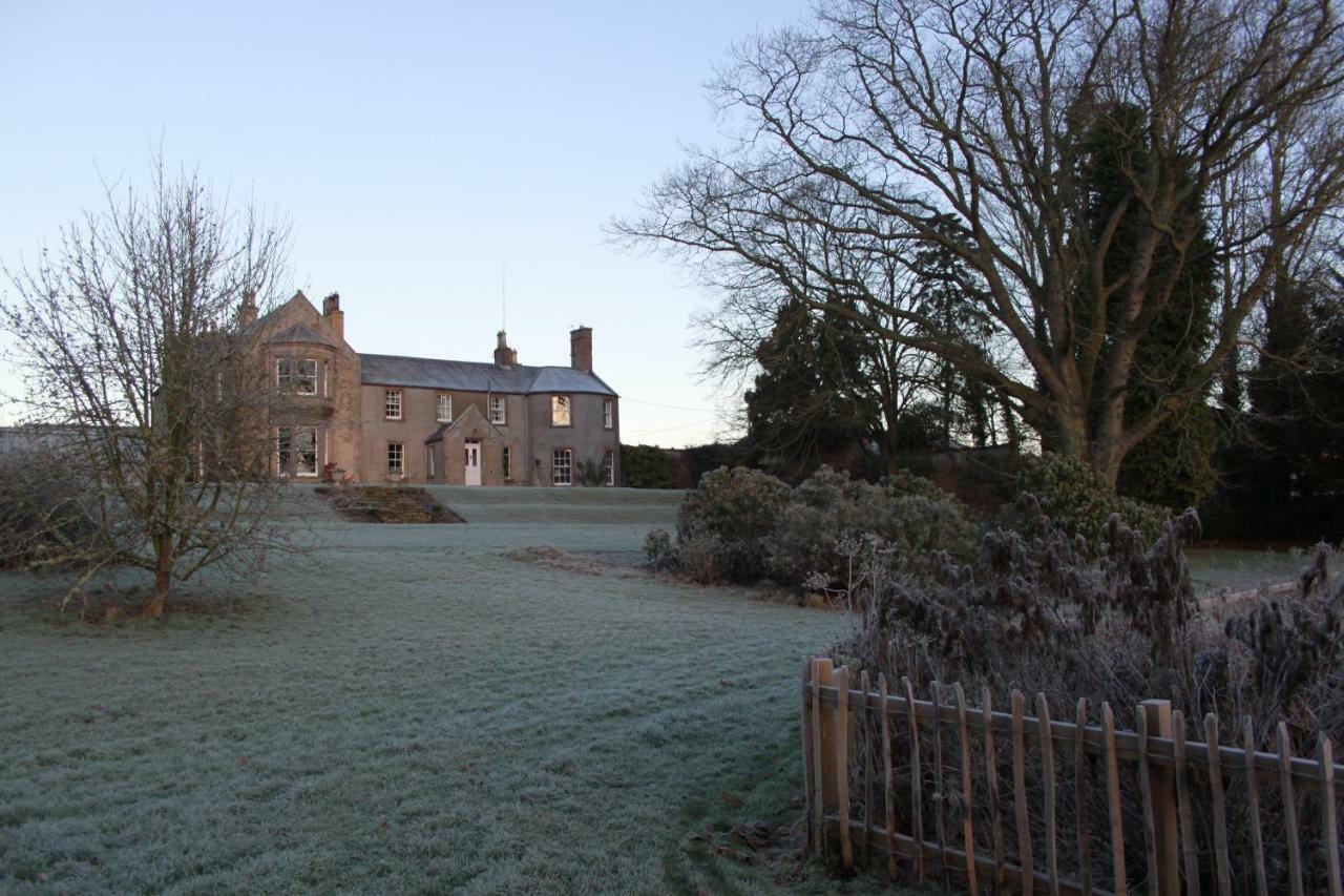 Newton Farmhouse B & B Jedburgh Luaran gambar