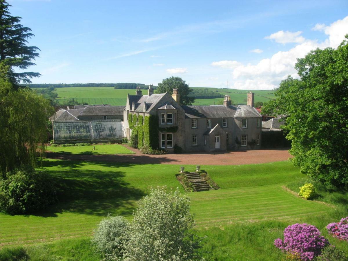 Newton Farmhouse B & B Jedburgh Luaran gambar